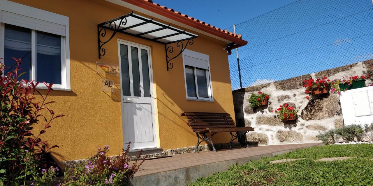 Casinhas De Medros Villa Barcelos Luaran gambar