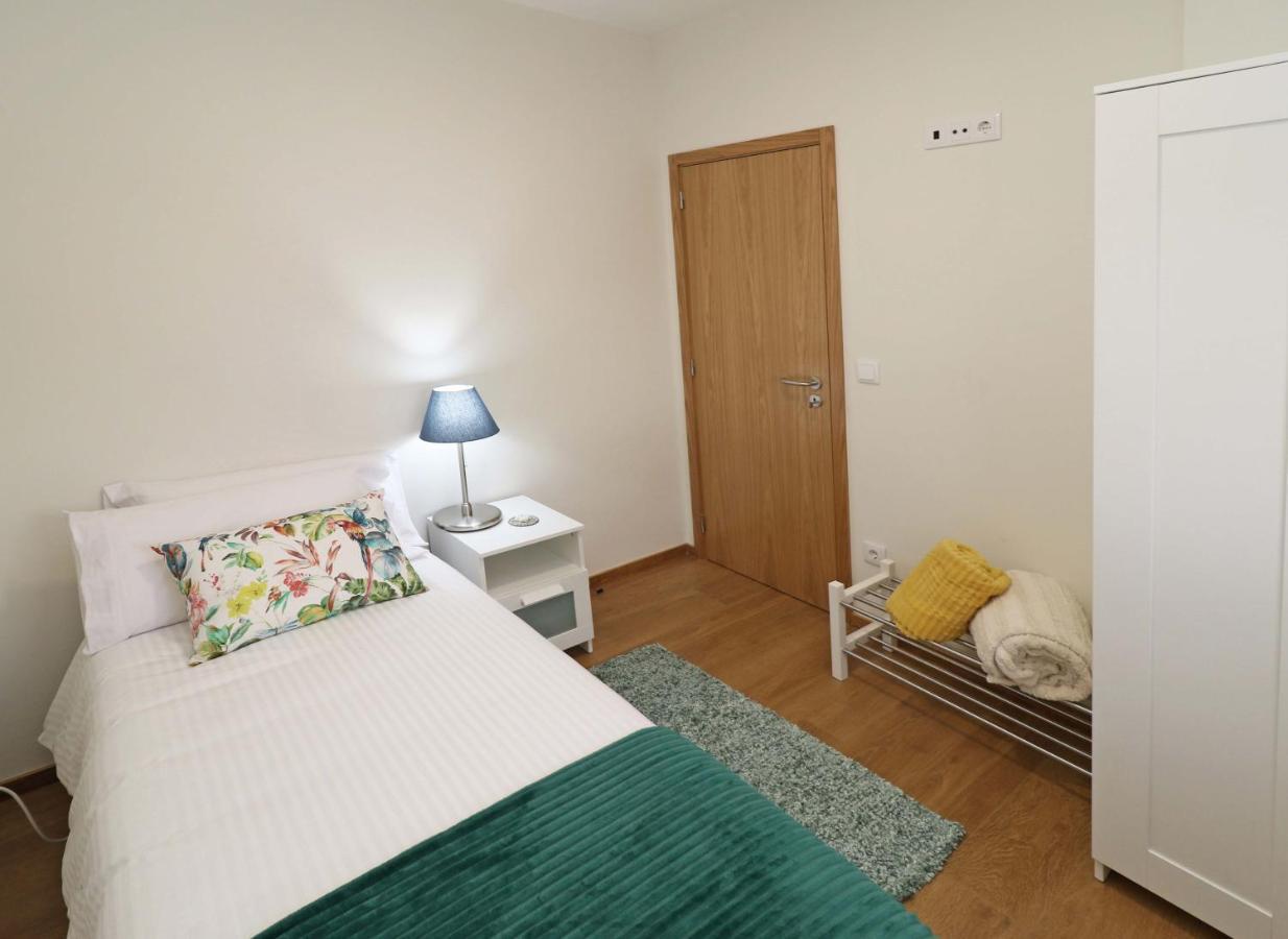 Casinhas De Medros Villa Barcelos Luaran gambar